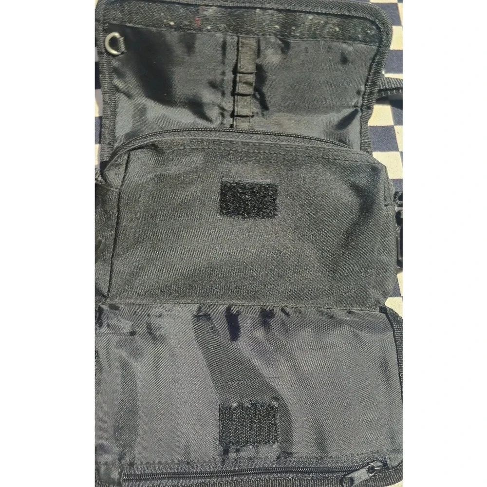 Tan-Sac Sport Black Nylon Crossbody Travel Bag Organizer Utility Pouch T6